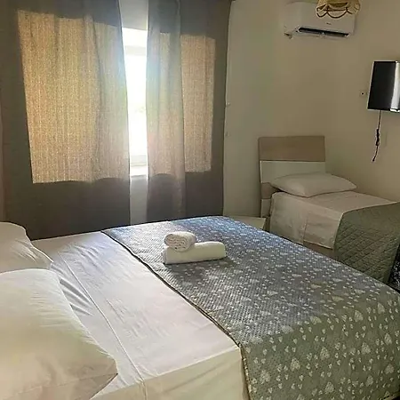 Szálloda Aurea & 4*